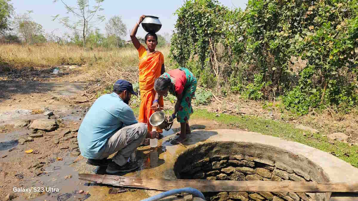 40 गांव के 90 जल स्रोतों में मिला फ्लोराइड!, फ्लोरोसिस के शिकार होने के बाद भी ग्रामीण नहीं कर रहे फिल्टर प्लांट के पानी का इस्तेमाल, प्रशासन अब उठा रहा यह कदम…